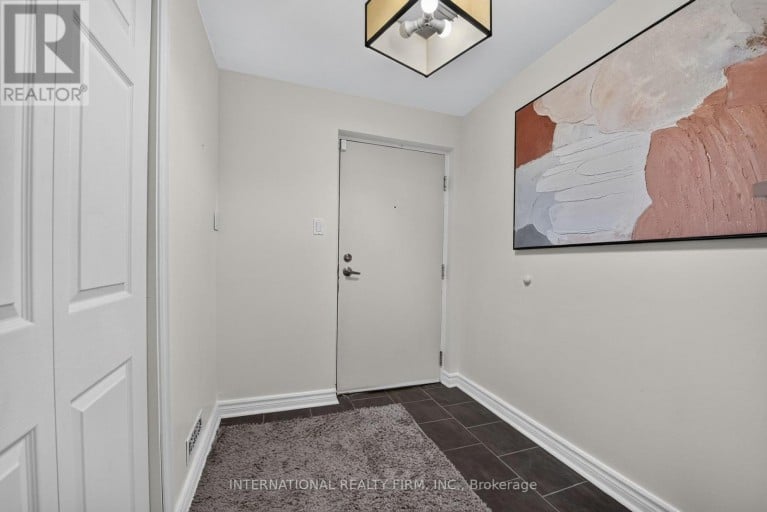 15 - 6855 GLEN ERIN DRIVE, Mississauga (Meadowvale), Ontario, L5N1P6