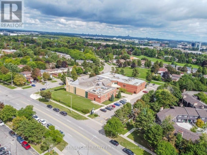 15 - 6855 GLEN ERIN DRIVE, Mississauga (Meadowvale), Ontario, L5N1P6