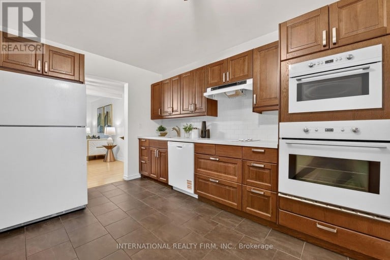 15 - 6855 GLEN ERIN DRIVE, Mississauga (Meadowvale), Ontario, L5N1P6