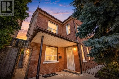 212 LIPPINCOTT STREET Toronto (University) Ontario photo 1
