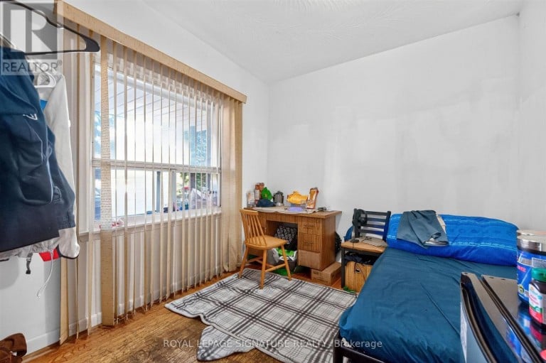 212 LIPPINCOTT STREET, Toronto (University), Ontario, M5S2P5