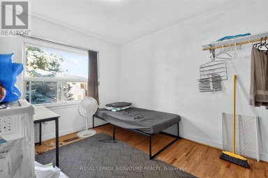 212 LIPPINCOTT STREET Toronto (University) Ontario photo 7