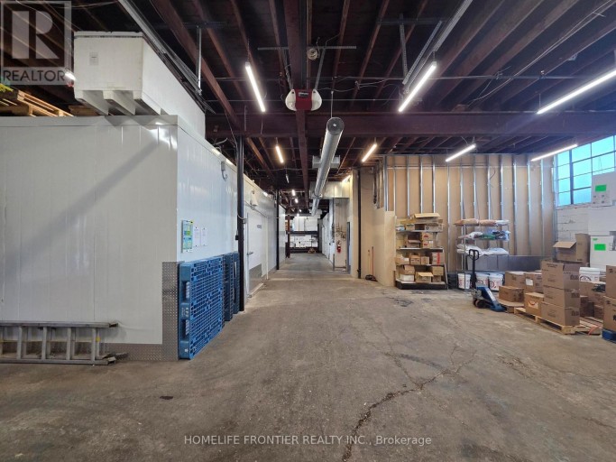 13 RACINE ROAD, Toronto (West Humber-Clairville), Ontario, M9W2Z2