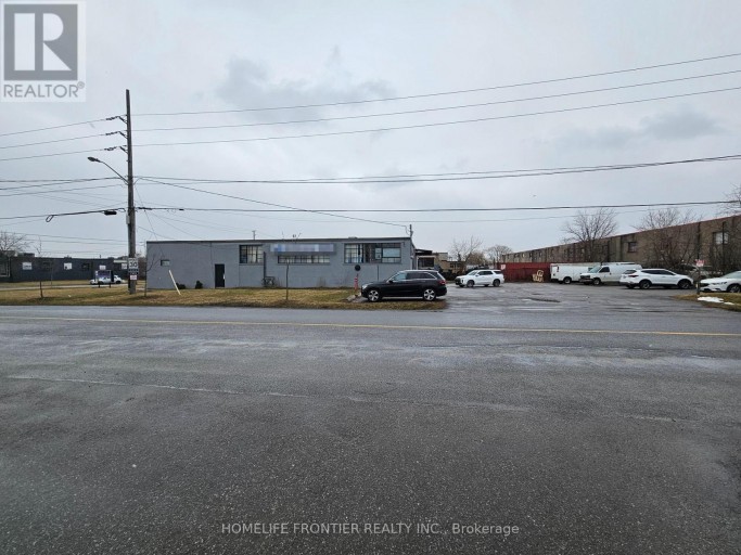 13 RACINE ROAD, Toronto (West Humber-Clairville), Ontario, M9W2Z2
