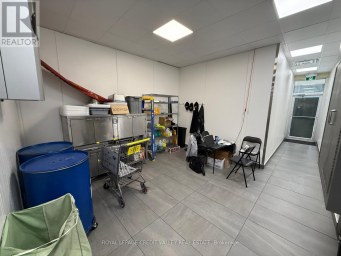 D10 - 400 SCOTT STREET St. Catharines (Carlton/Bunting) Ontario photo 17
