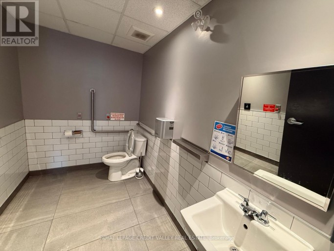 D10 - 400 SCOTT STREET, St. Catharines (Carlton/Bunting), Ontario, L2M3W4