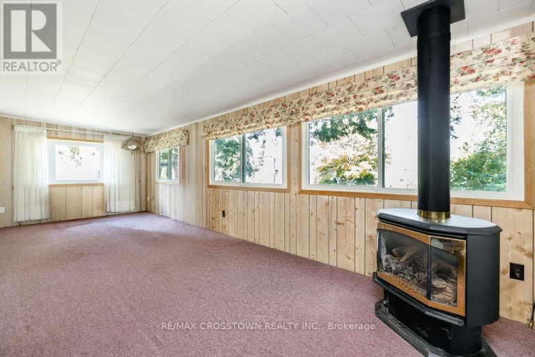 2 TAMARACK COURT, Innisfil, Ontario, L9S1M8