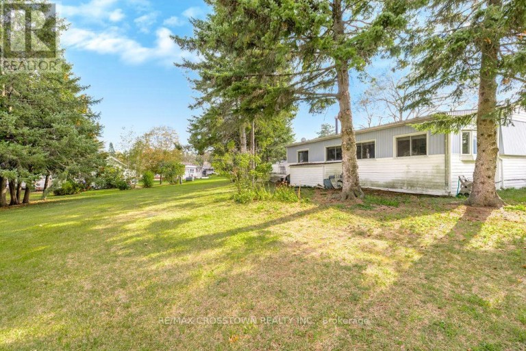 2 TAMARACK COURT, Innisfil, Ontario, L9S1M8