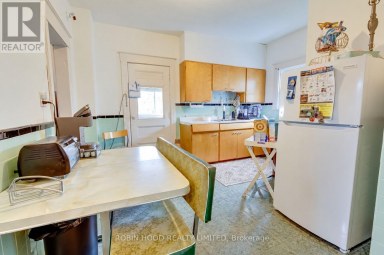 1108 ASSUMPTION STREET Windsor Ontario photo 29