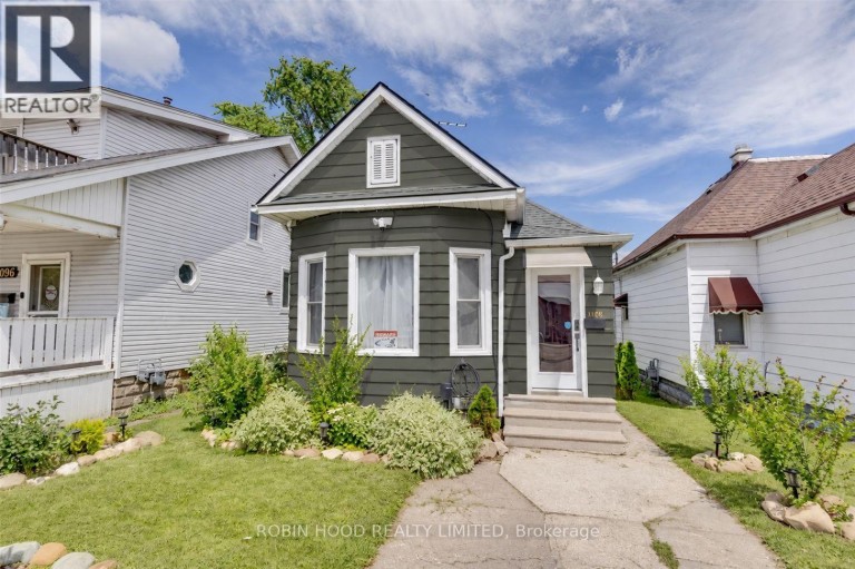 1108 ASSUMPTION STREET, Windsor, Ontario, N9A3C4