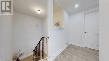 12A KENMORE AVENUE Toronto (Clairlea-Birchmount) Ontario photo 15
