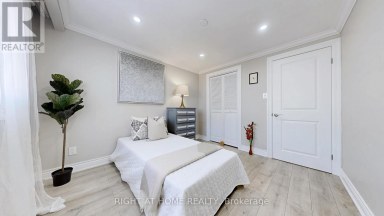 12A KENMORE AVENUE Toronto (Clairlea-Birchmount) Ontario photo 22