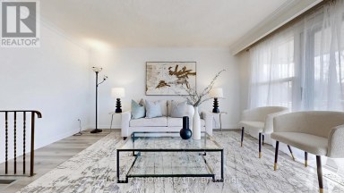 12A KENMORE AVENUE Toronto (Clairlea-Birchmount) Ontario photo 3