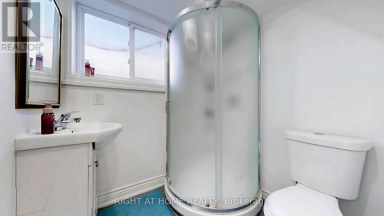 12A KENMORE AVENUE Toronto (Clairlea-Birchmount) Ontario photo 37