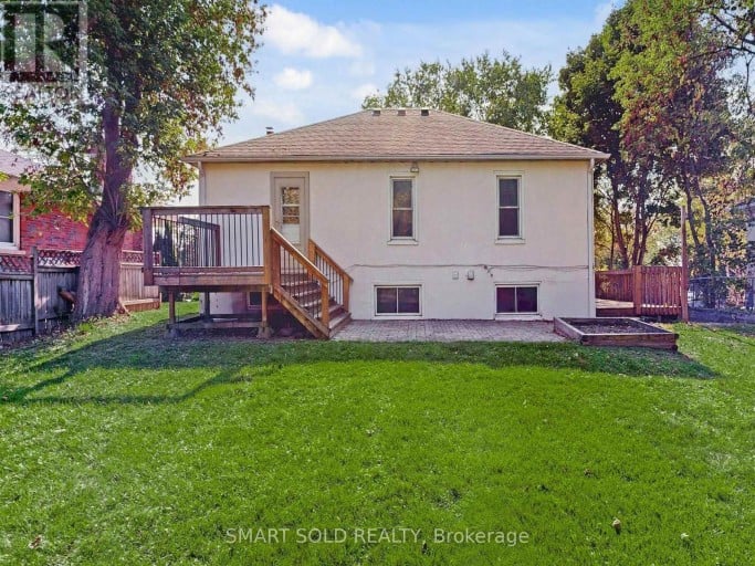 1051 JANETTE STREET, Newmarket (Huron Heights-Leslie Valley), Ontario, L3Y3C4