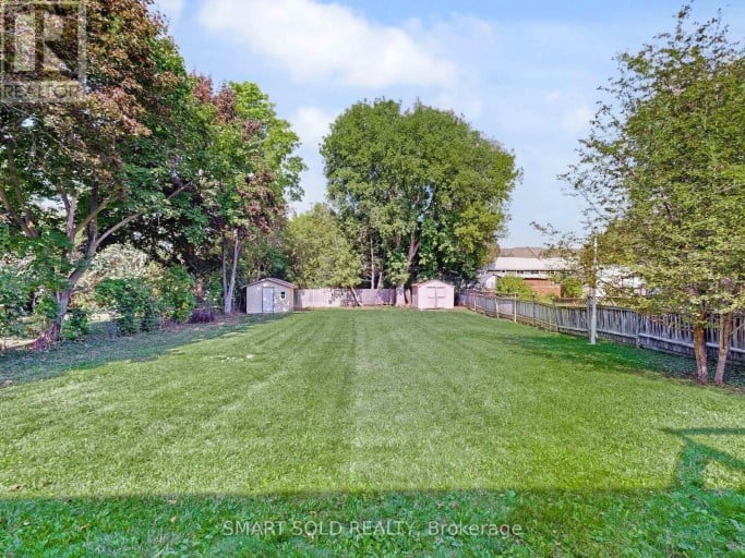 1051 JANETTE STREET, Newmarket (Huron Heights-Leslie Valley), Ontario, L3Y3C4