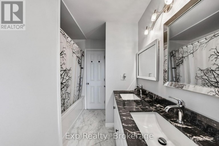 20 WESTMOUNT COURT, Quinte West (Trenton Ward), Ontario, K8V5T8