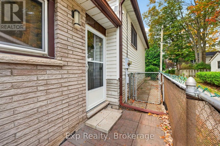 20 WESTMOUNT COURT, Quinte West (Trenton Ward), Ontario, K8V5T8