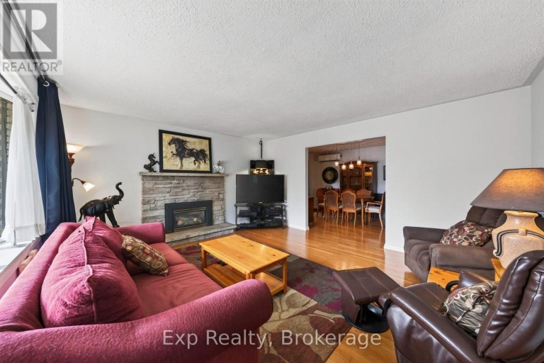 20 WESTMOUNT COURT, Quinte West (Trenton Ward), Ontario, K8V5T8