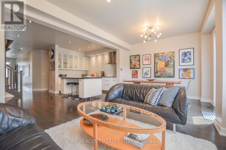 16 DENARIUS CRESCENT, Richmond Hill (Oak Ridges Lake Wilcox), Ontario, L4E0Y9