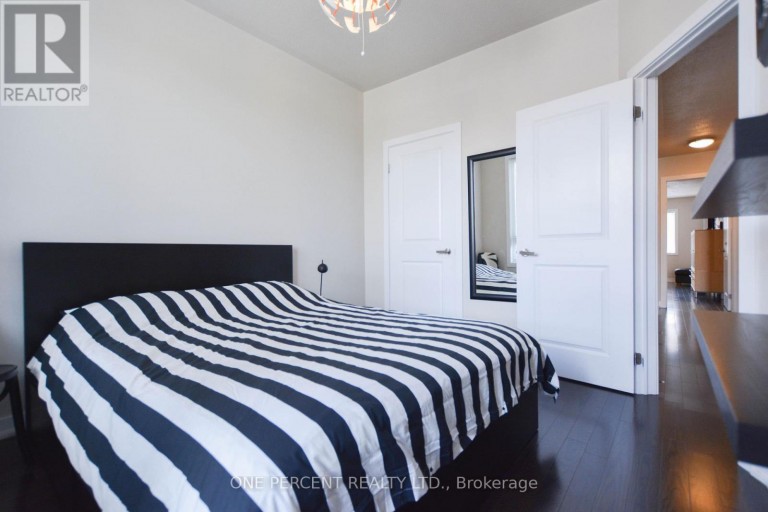 16 DENARIUS CRESCENT, Richmond Hill (Oak Ridges Lake Wilcox), Ontario, L4E0Y9