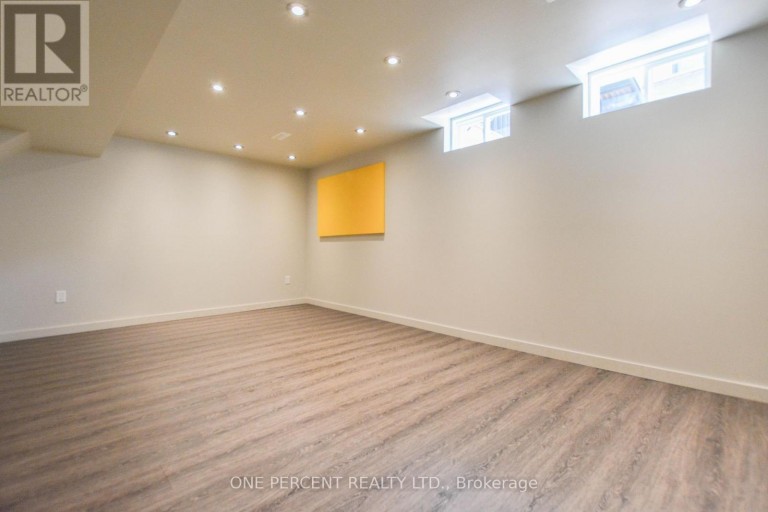 16 DENARIUS CRESCENT, Richmond Hill (Oak Ridges Lake Wilcox), Ontario, L4E0Y9