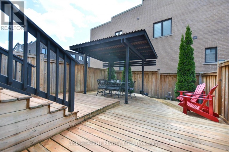 16 DENARIUS CRESCENT, Richmond Hill (Oak Ridges Lake Wilcox), Ontario, L4E0Y9