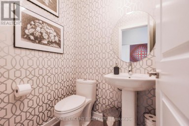 16 DENARIUS CRESCENT Richmond Hill (Oak Ridges Lake Wilcox) Ontario photo 5