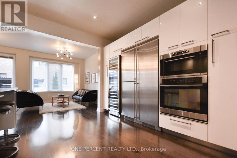 16 DENARIUS CRESCENT, Richmond Hill (Oak Ridges Lake Wilcox), Ontario, L4E0Y9