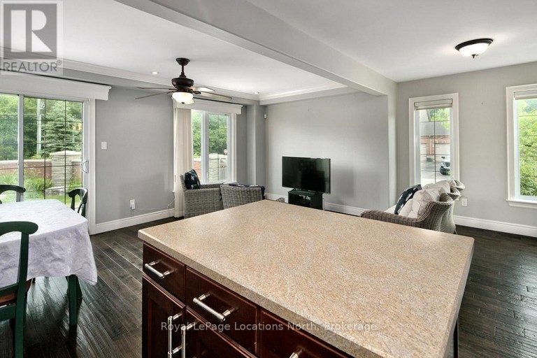 67 BARR STREET, Collingwood, Ontario, L9Y0E6
