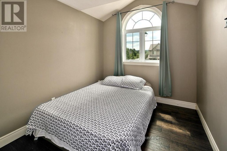 67 BARR STREET, Collingwood, Ontario, L9Y0E6