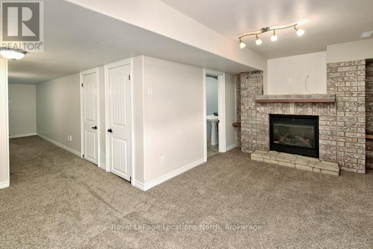 67 BARR STREET, Collingwood, Ontario, L9Y0E6