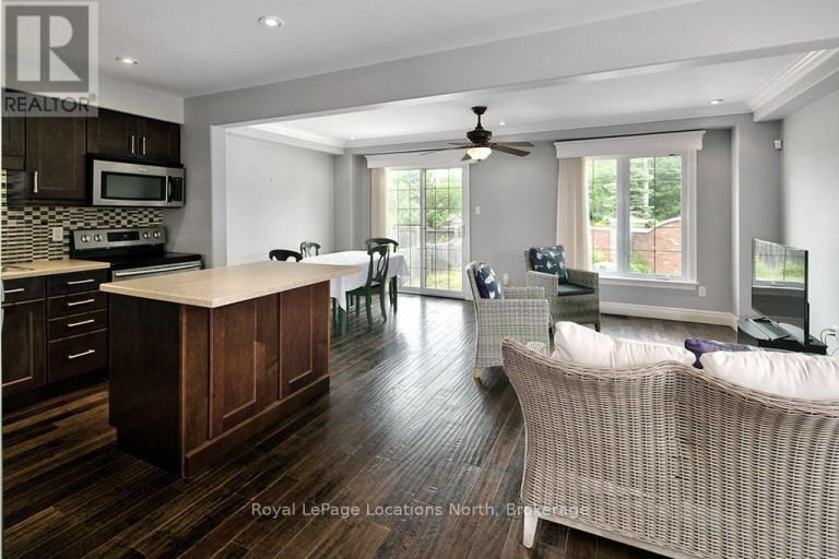 67 BARR STREET, Collingwood, Ontario, L9Y0E6