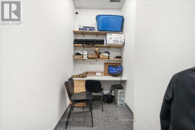 3 - 450 COLUMBIA STREET WEST STREET W Waterloo Ontario photo 14