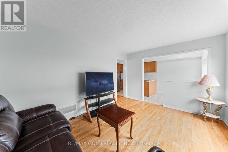 7 FROSTBITE LANE, Brampton (Sandringham-Wellington), Ontario, L6R3L6