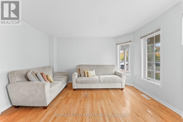 7 FROSTBITE LANE, Brampton (Sandringham-Wellington), Ontario, L6R3L6