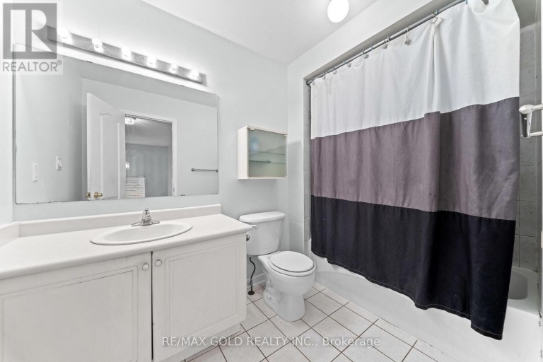 7 FROSTBITE LANE, Brampton (Sandringham-Wellington), Ontario, L6R3L6