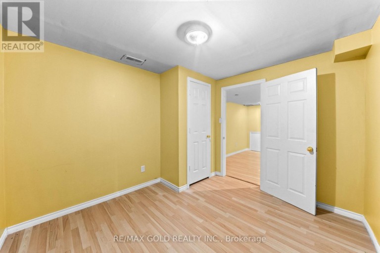 7 FROSTBITE LANE, Brampton (Sandringham-Wellington), Ontario, L6R3L6