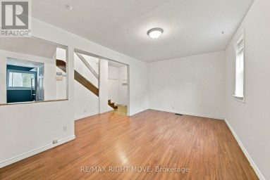 173 BARRIE ROAD Orillia Ontario photo 11