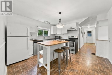 173 BARRIE ROAD Orillia Ontario photo 14