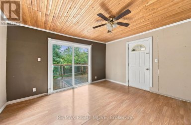 173 BARRIE ROAD Orillia Ontario photo 20
