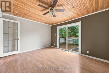 173 BARRIE ROAD Orillia Ontario photo 22