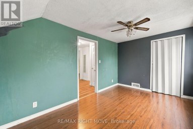 173 BARRIE ROAD Orillia Ontario photo 24