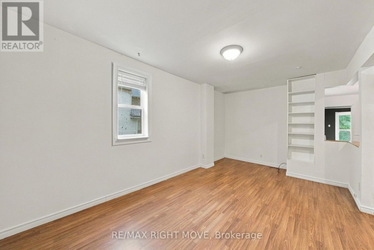 173 BARRIE ROAD, Orillia, Ontario, L3V2P6