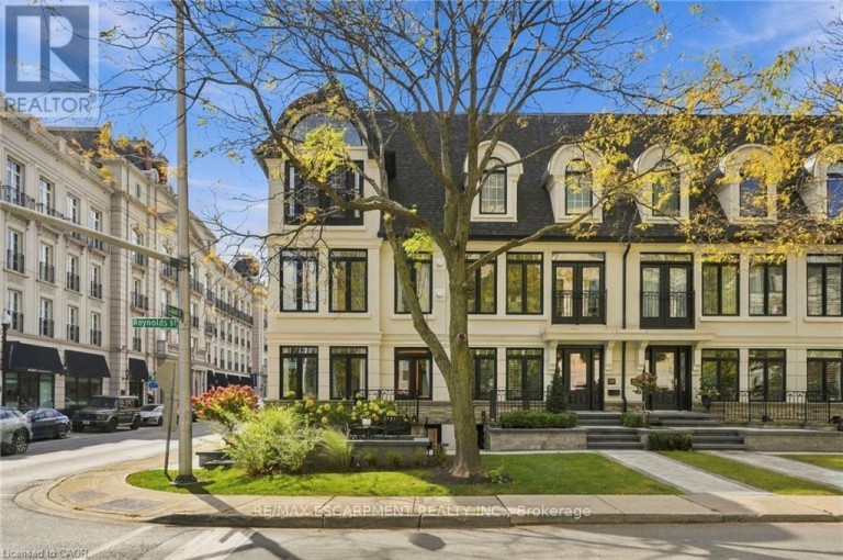 305 RANDALL STREET, Oakville (OO Old Oakville), Ontario, L6J6B4