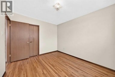823 67 Avenue SW Calgary Alberta photo 15