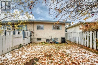 823 67 Avenue SW Calgary Alberta photo 36