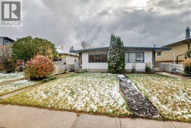 823 67 Avenue SW Calgary Alberta photo 38