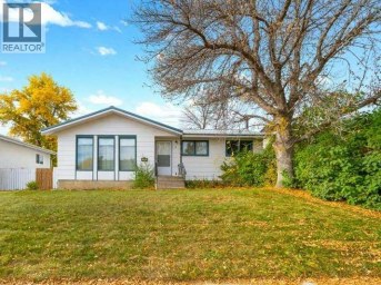 19 Greenbrook Way E Brooks Alberta photo 1