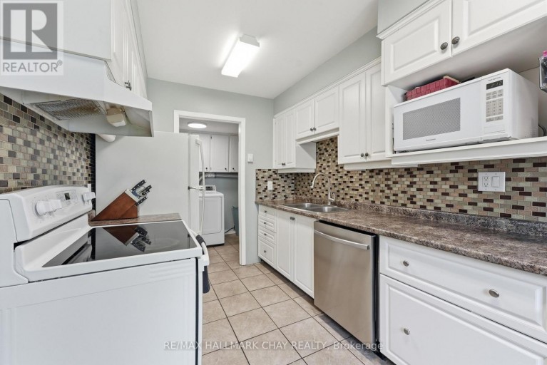 34-360 BLAKE STREET, Barrie (Codrington), Ontario, L4M1L3